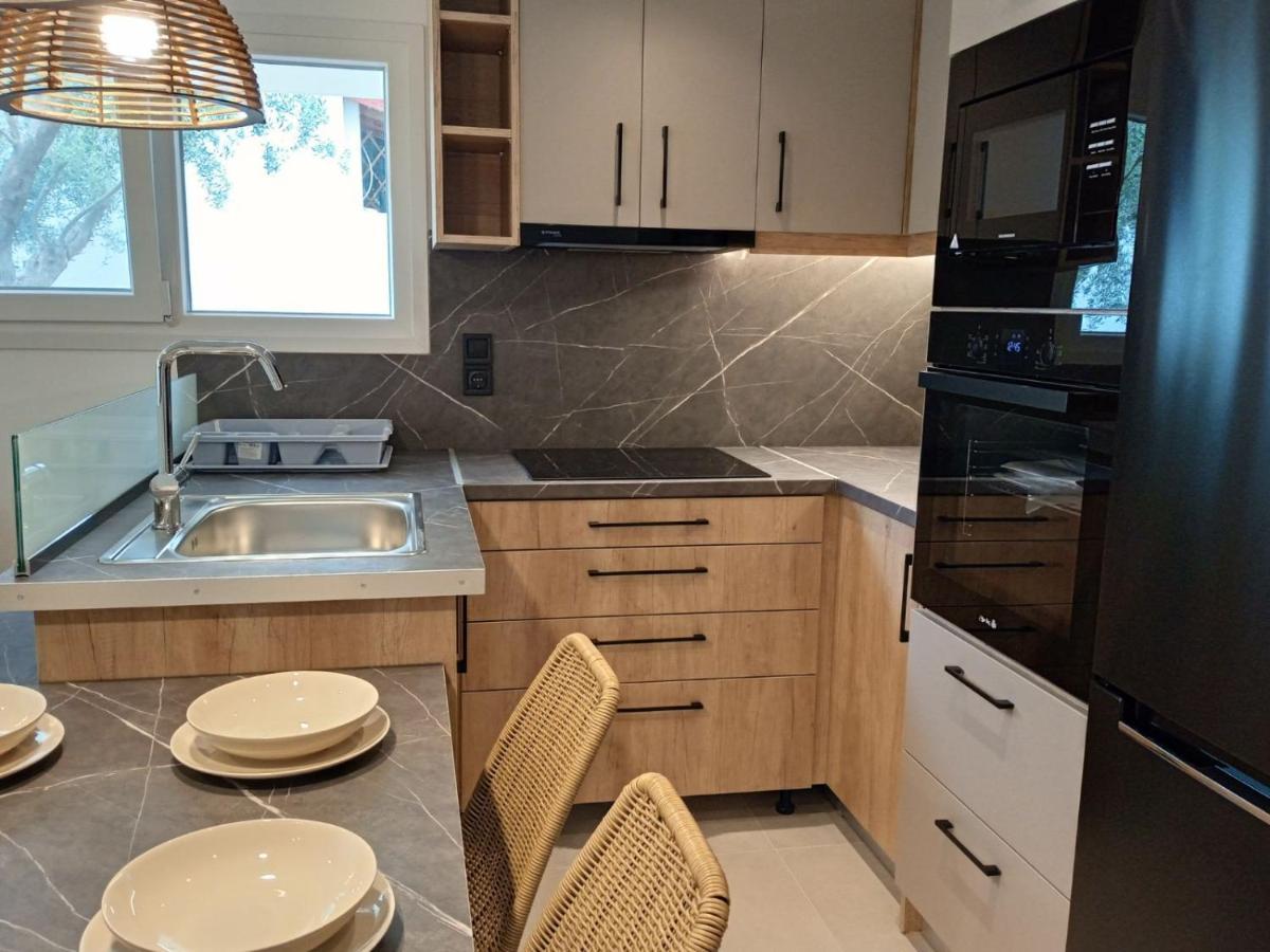 Q Luxury Rooms Paleros Екстер'єр фото